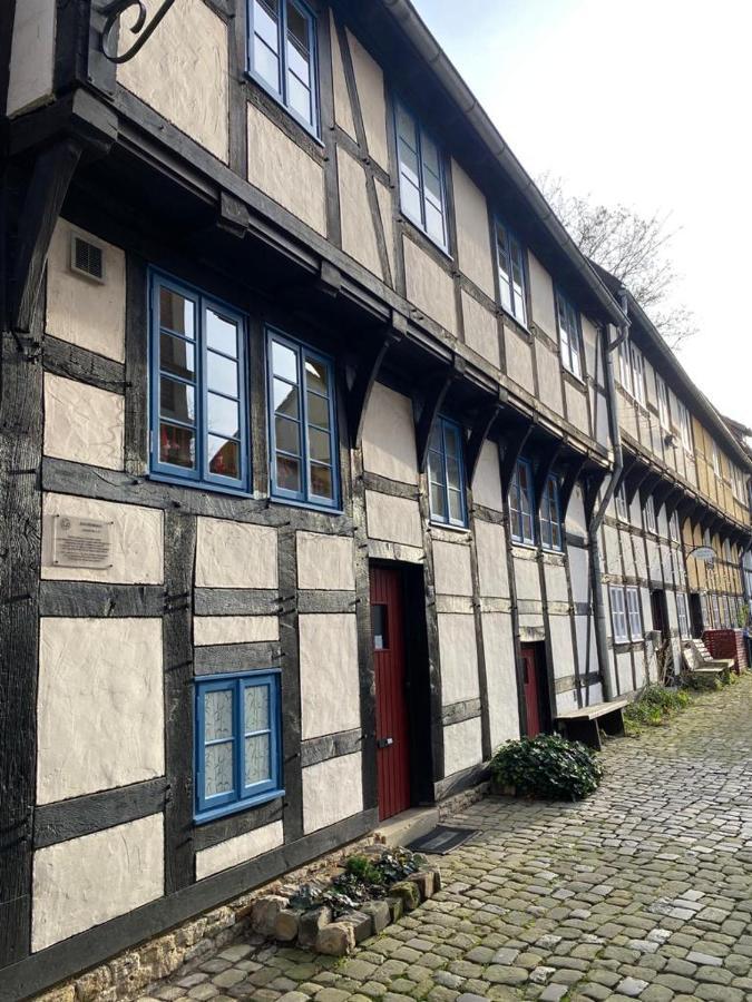 Ferienhaus "Sofia" Anno 1650, Neu - Top Lage - Tempur Beds - Wifi - Parking - Im Herzen Von Detmold-Altstadt, Historische Stadtmauer, Old Lane デトモルト エクステリア 写真