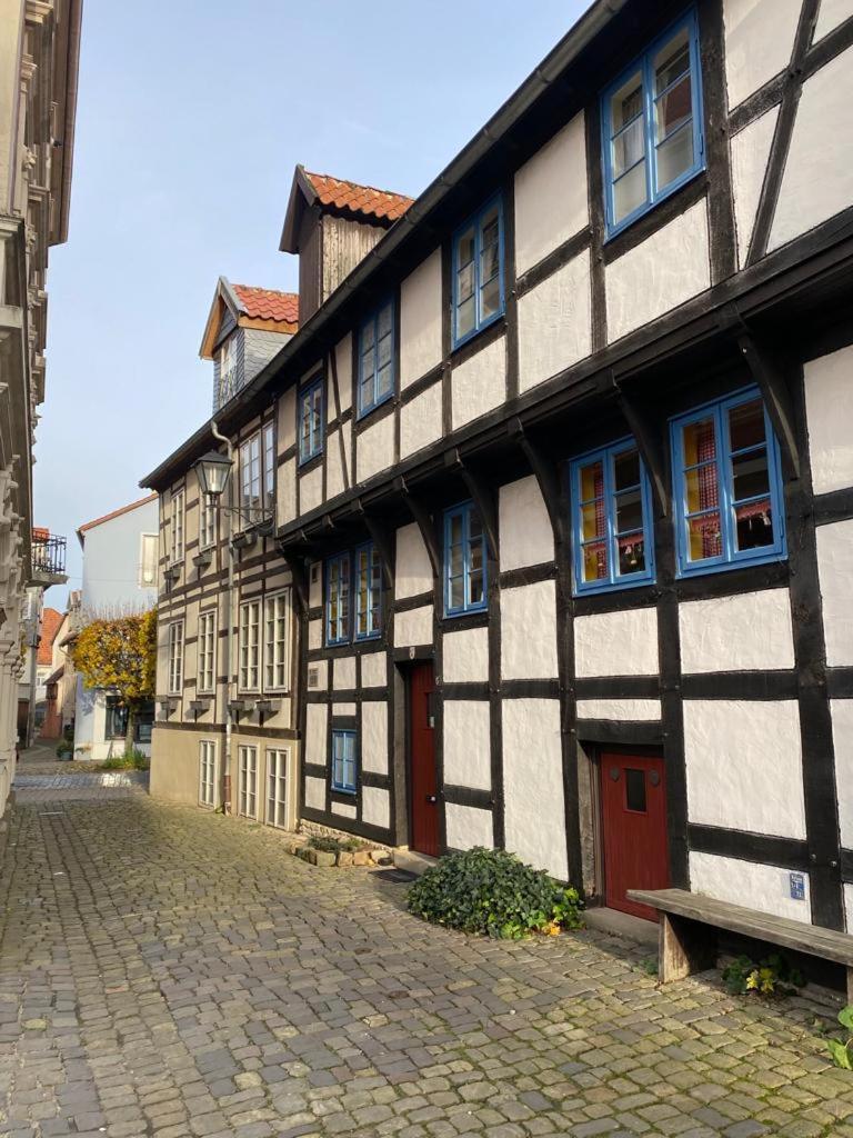 Ferienhaus "Sofia" Anno 1650, Neu - Top Lage - Tempur Beds - Wifi - Parking - Im Herzen Von Detmold-Altstadt, Historische Stadtmauer, Old Lane デトモルト エクステリア 写真