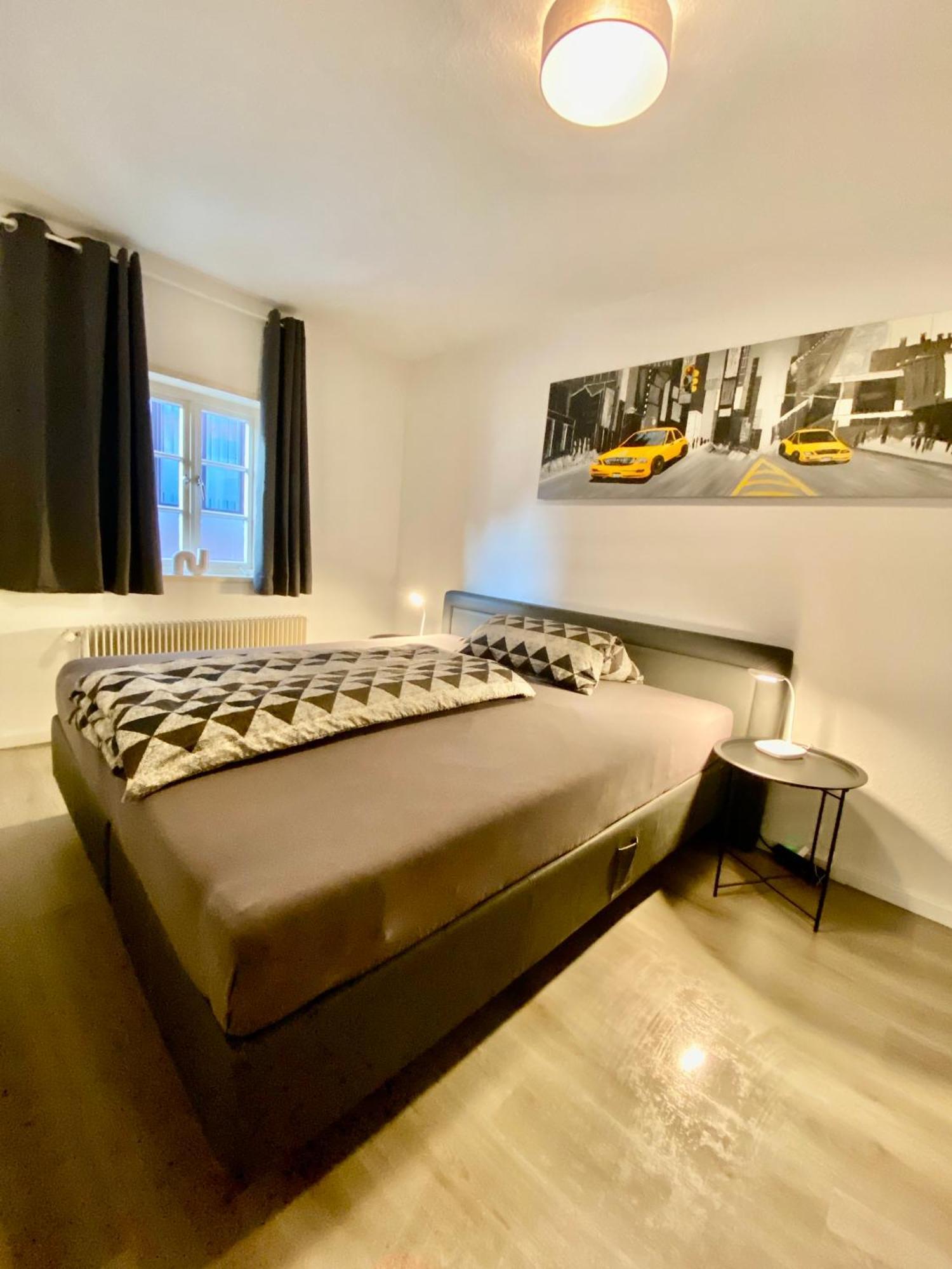 Ferienhaus "Sofia" Anno 1650, Neu - Top Lage - Tempur Beds - Wifi - Parking - Im Herzen Von Detmold-Altstadt, Historische Stadtmauer, Old Lane デトモルト エクステリア 写真