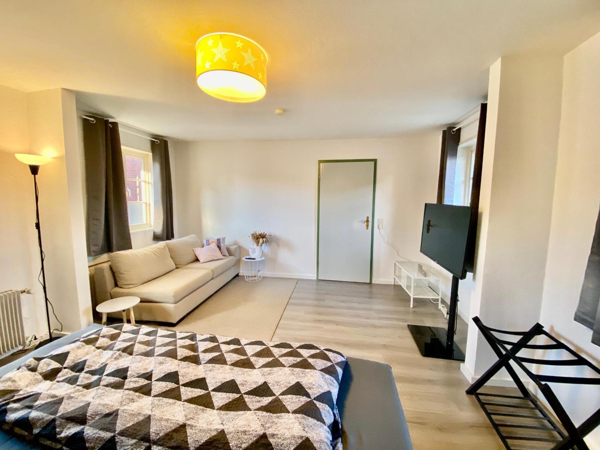 Ferienhaus "Sofia" Anno 1650, Neu - Top Lage - Tempur Beds - Wifi - Parking - Im Herzen Von Detmold-Altstadt, Historische Stadtmauer, Old Lane デトモルト エクステリア 写真